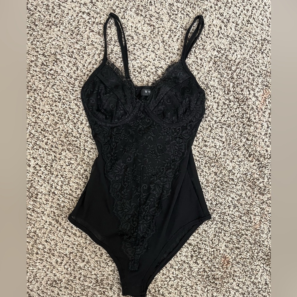 White fox boutique black bustier bodysuit